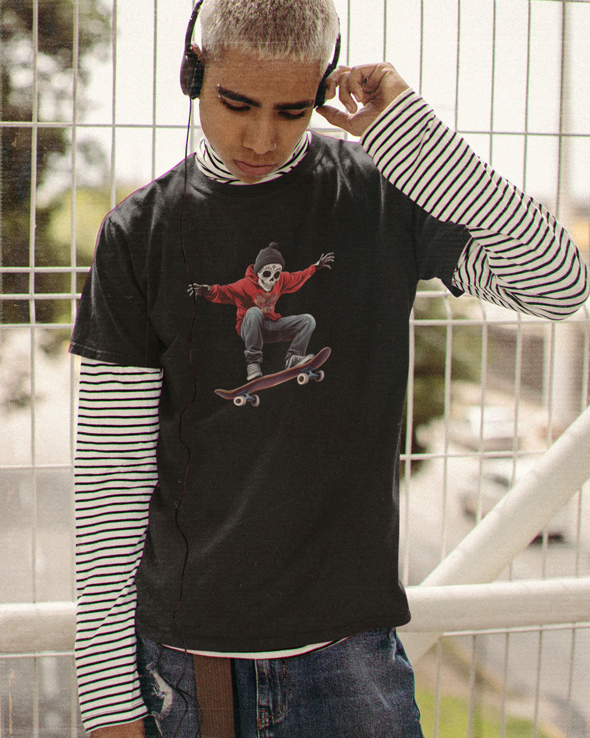 Truco Mortal/Deadly Trick Unisex T-Shirt - Image 2