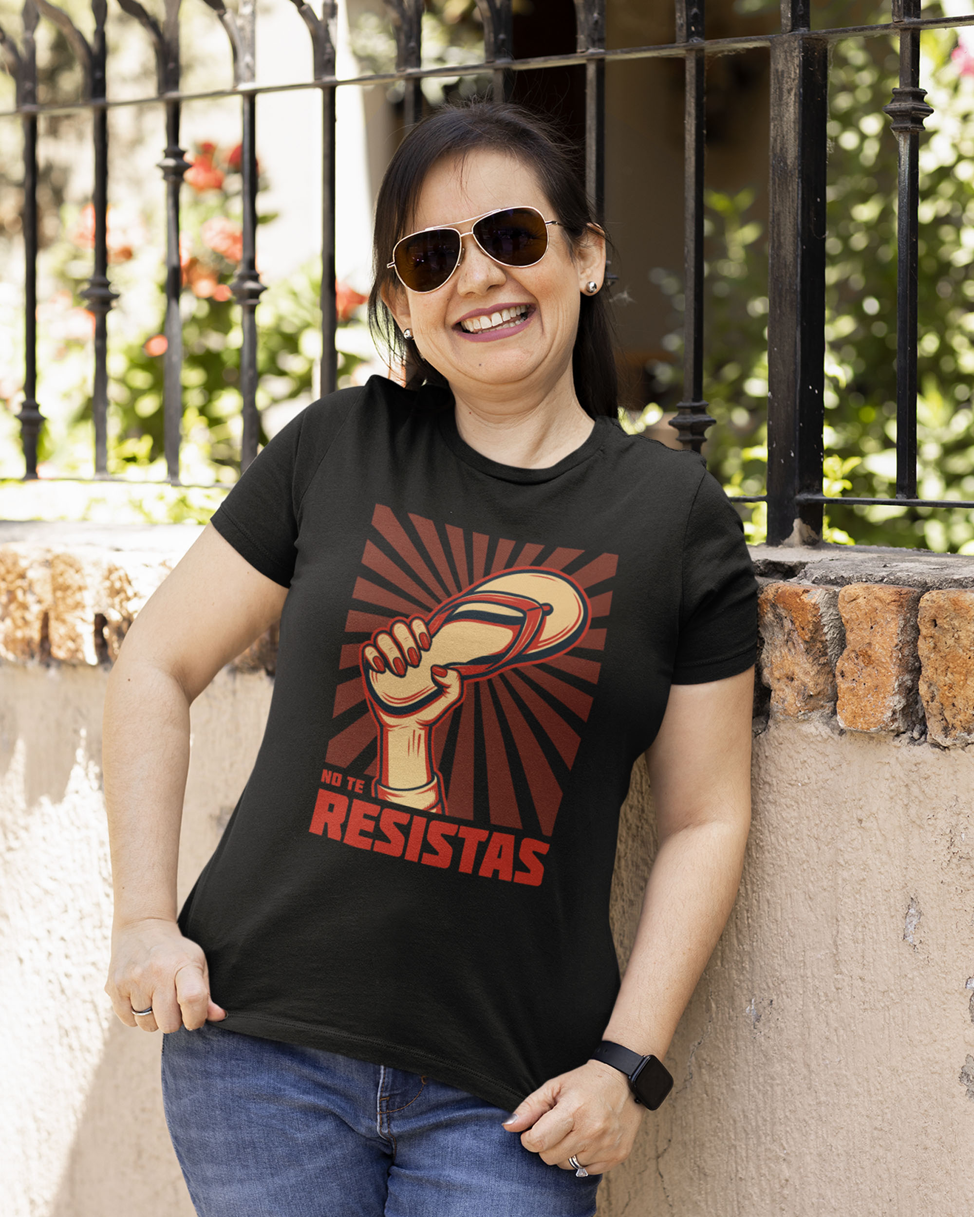 No Te Resistas/Do Not Resist Women's Fitted T-shirt - Image 2
